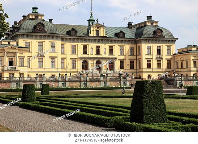 Sweden, Drottningholm, Royal Palace, garden