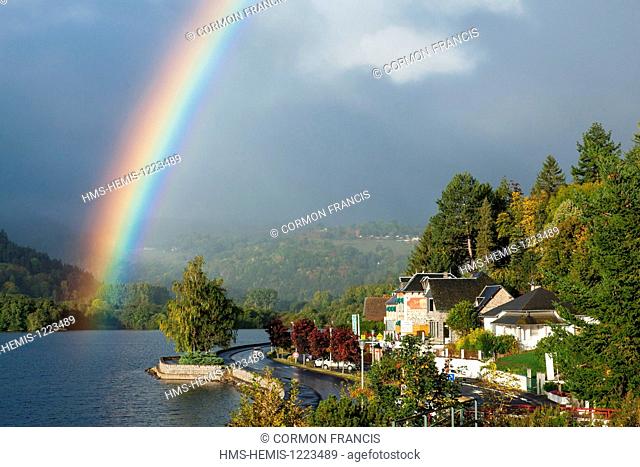 France, Puy de Dome, Parc Naturel Regional des Volcans d'Auvergne (Auvergne Volcanoes Natural Regional Park), Chambon sur Lac , rainbow