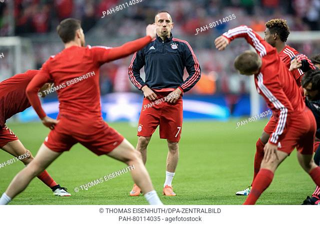 Bayern Munich's Franck Ribery seen during warming up prior to the UEFA Champions League semi final soccer match FC Bayern Munich vs Atletico Madrid in Munich