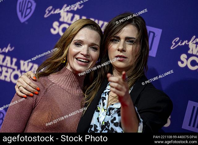 08 November 2022, Berlin: Karoline Herfurth (l), actress, and Nora Tschirner, actress, arrive at the world premiere of the feature film ""Einfach mal was...