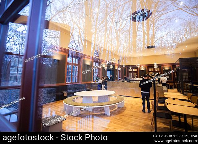 18 December 2023, Berlin: The restaurant area of the Eierhäusch in the Spreepark can be seen during a pre-opening tour for media representatives
