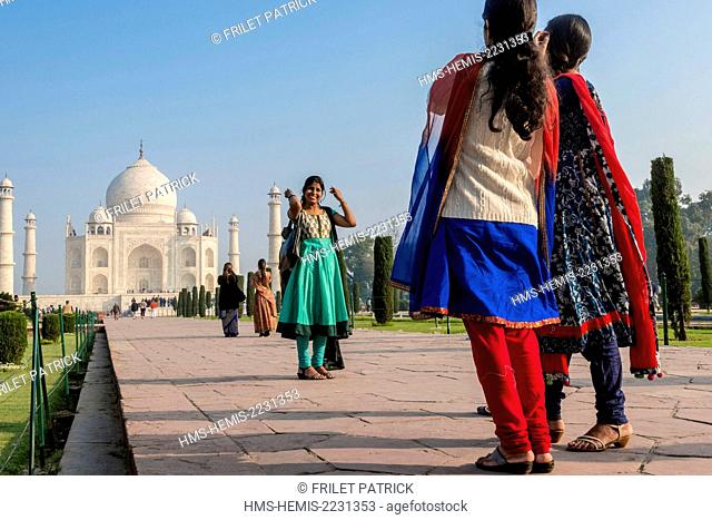 India, Uttar Pradesh state, Agra, the Taj Mahal listed as World Heritage by UNESCO