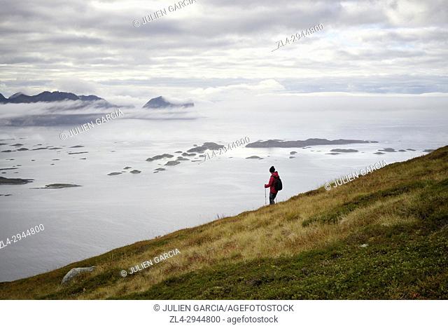 Norway, Troms County, north of the Arctic Circle, Senja island between Tromso and the Lofoten islands, trek to the summit of Husfjellet (635m)