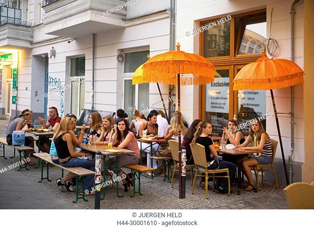 Berlin Friedrichshain, Simon Dach street, cstreet cafes restaurants bars, young people