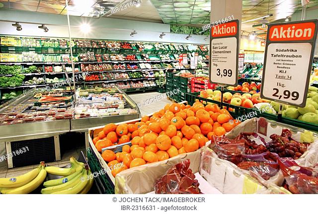 Fruit department, produce department, self-service, food department, supermarket, Germany, Europe