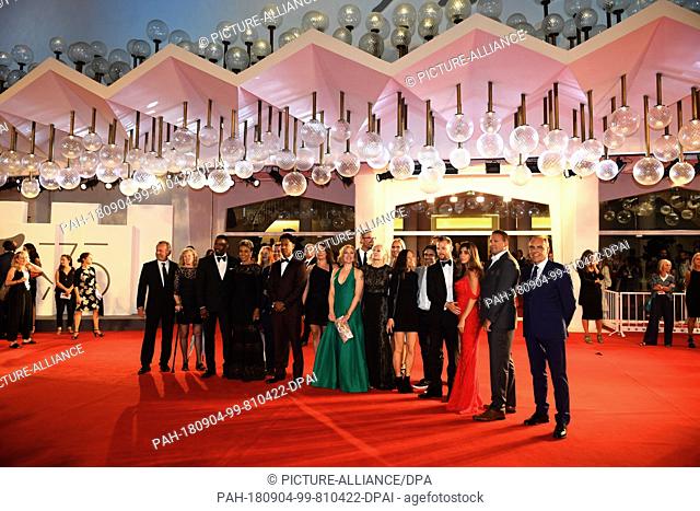 03.09.2018, Italy, Venice: The actors Michael Jai White, (3rd from left) the actress Gillian Iliana Waters (4th from left) the actor Tory Kittles