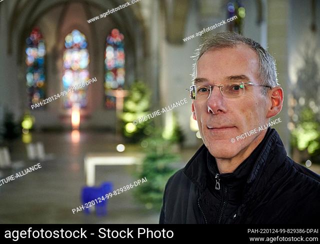 24 January 2022, North Rhine-Westphalia, Hamm: Bernd Mönkebüscher, parish priest and one of the initiators and signatories of ""OutInChurch - For a Church...