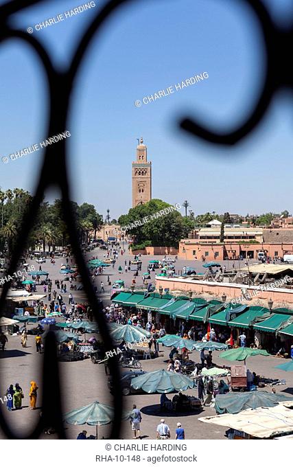 Place Djemaa el Fna with the Koutoubia Mosque in the distance, Marrakech, Morocco, North Africa, Africa