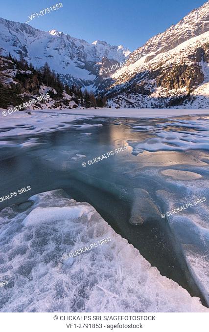 Europe, Italy, Aviolo lake at thaw, Adamello park in province of Brescia