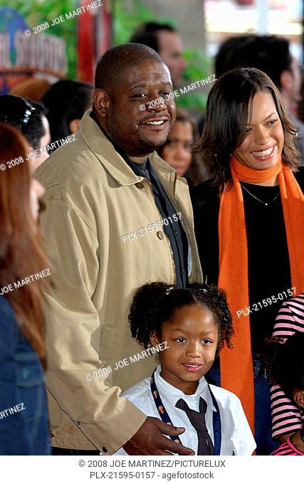 Dr. Seuss's: The Cat in the Hat Premiere 11-8-03 Forest Whitaker and family Photo By Joe Martinez