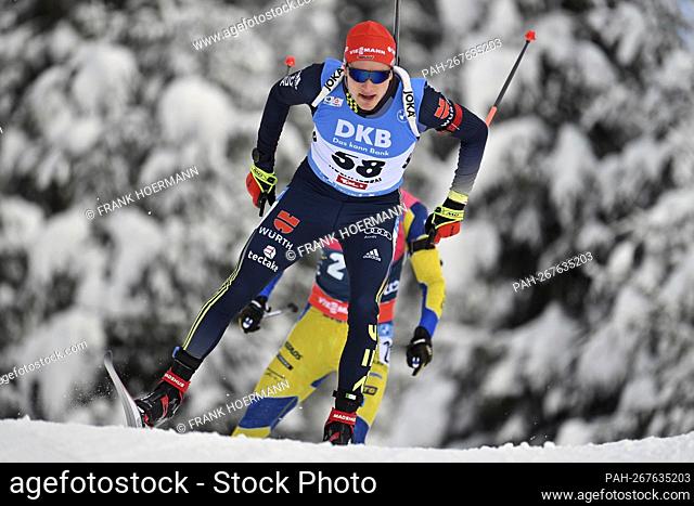 Benedikt DOLL (GER), action, individual action, single image, cut out, full body shot, whole figure IBU Biathlon World Cup in Hochfilzen 10 km men's sprint on...