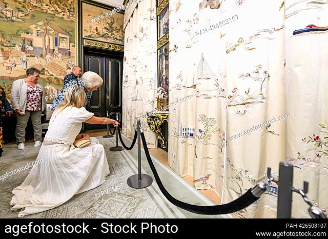 Queen Maxima and Princess Beatrix of The Netherlands at Palace Huis ten Bosch in The Hague, on September 20, 2023, to receive the craftsmen who helped embroider...