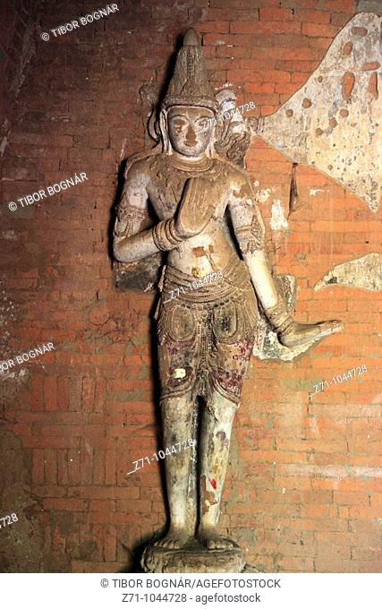 Myanmar, Burma, Bagan, Nagayon Temple, statue
