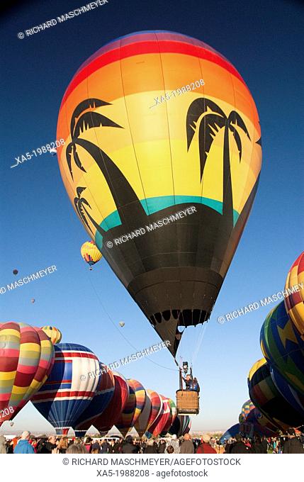 USA, New Mexico, Albuquerque, 2012 Balloon Fiesta, hot air balloon taking off