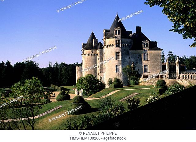 France, Charente-Maritime (17), Saintonge area, La Roche-Courbon castle