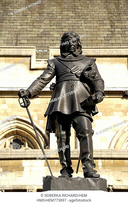 United Kingdom, London, Palace of Westminster, Statue of Cromwell by Hamo Thornycroft