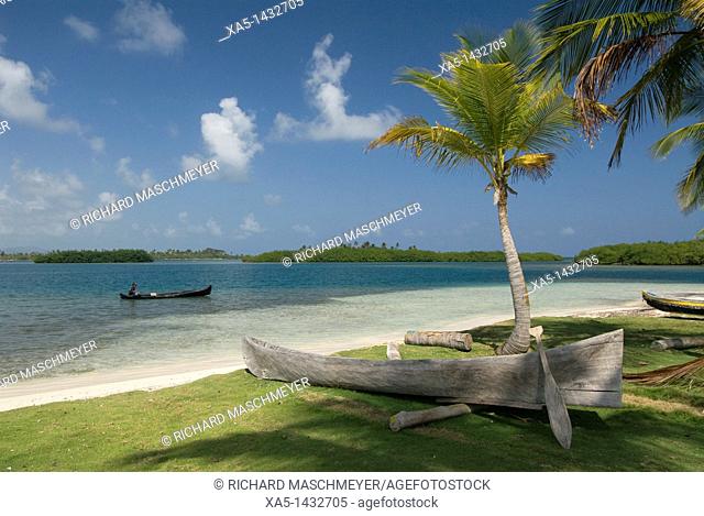 Dugout canoe, Yandup Island, San Blas Islands also called Kuna Yala Islands, Panama