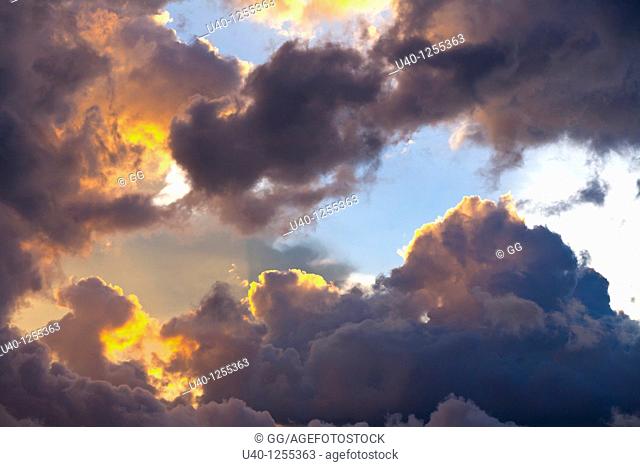 Clouds ar sunset