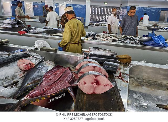 Sultanate of Oman, Muscat, the corniche of Muttrah, the old town of Muscat, fish market