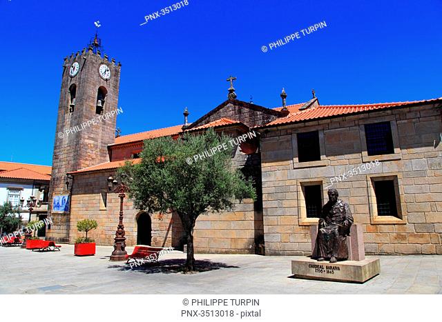 Portugal, Viano do Castelo district, Ponte do Lima. The oldest city of Portugal. Igreja Matriz