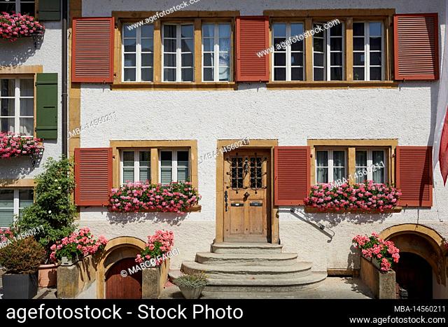 Switzerland, Murten, city view, hose facade