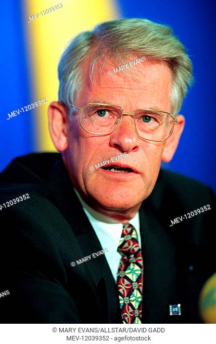 Ingvar Carlsson Prime Minister Of Sweden 03 July 1995