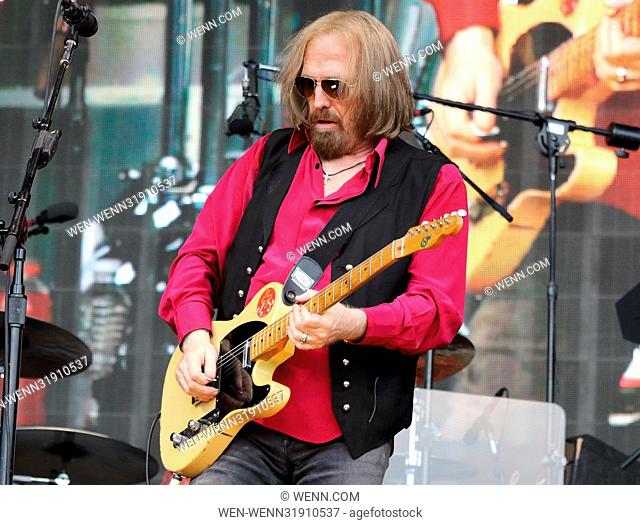 Tom Petty and the Heartbreakers perform at British Summertime, Hyde Park, London Featuring: Tom Petty Where: London, United Kingdom When: 09 Jul 2017 Credit:...