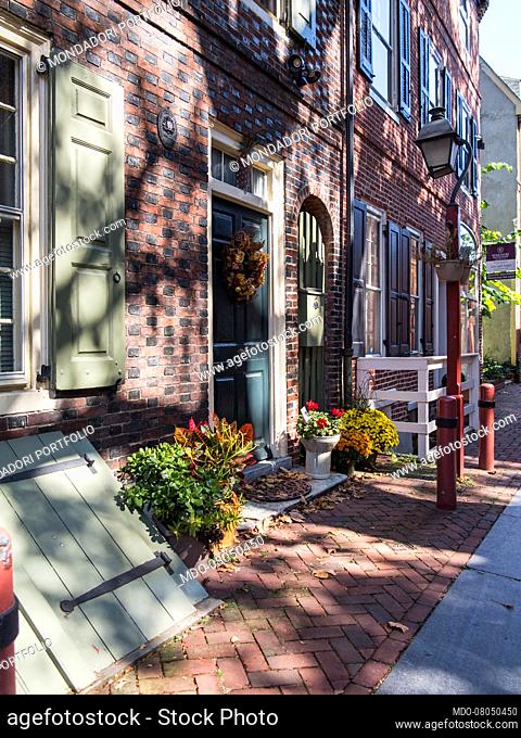 The famous street of Elfreth’s Alley in Philadelphia. Philadelphia (USA), October 4th, 2014
