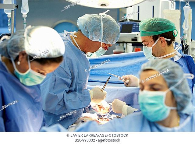 Cardiology operating room, cardiovascular surgery, cardiac surgery. Hospital Policlinica Gipuzkoa, San Sebastian, Donostia, Euskadi, Spain