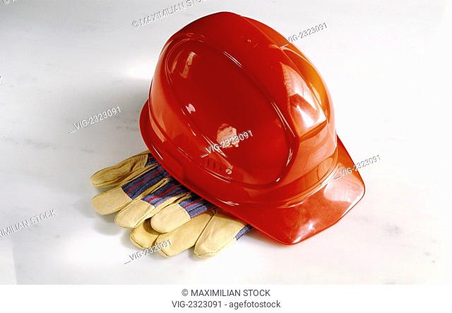 Still life of hard hat and protective gloves - 01/01/2010