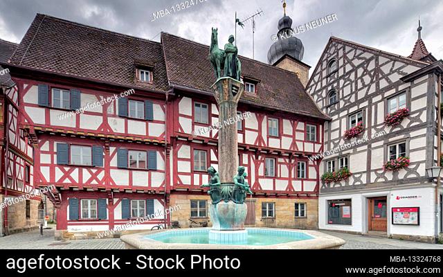 Kriegerbrunnen, half-timbered, church tower, St. Martin, market square, architecture, Forchheim, Upper Franconia, Bavaria, Germany, Europe