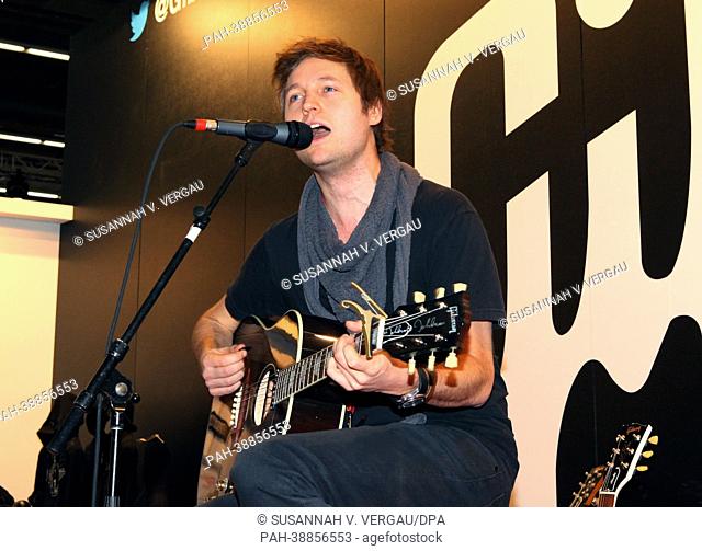 ThewWinner of the German music casting show 'The Voice of Germany' Nick Howard performs at the Frankfurt Music Fair in Frankfurt, Germany, 13 April 2013