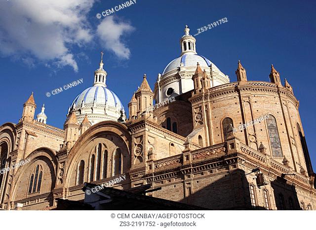Cathedral of Immaculate Conception on Parque Calderon, built 1885, Cuenca, Azuay Province, Ecuador, South America