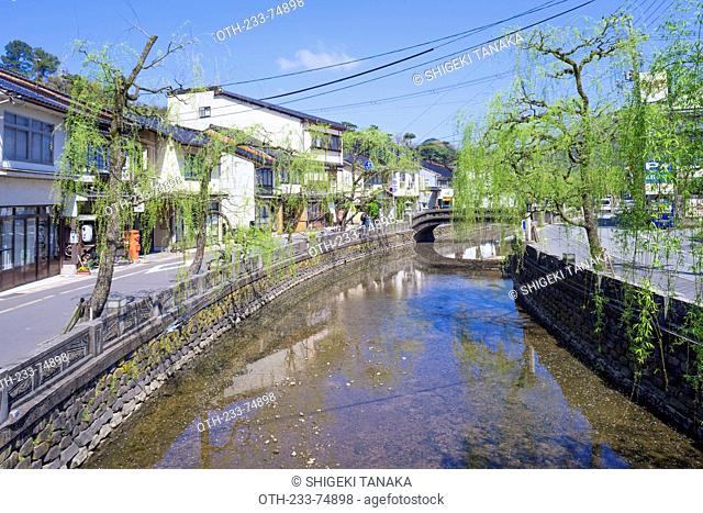 Otani river, Kinosaki Onsens (Hot springs) in spring. Kinosaki Hyogo Prefecture, Kansai, Japan