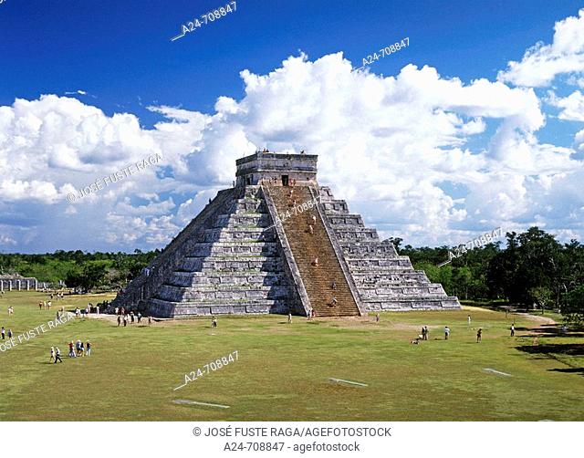 Yucatan. Chichen Itza City. The Castle Piramid . Mexico