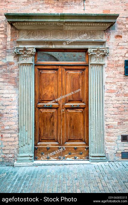 An image of a typical italian door