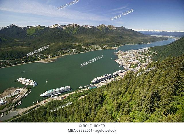 usa, Alaska, Inside passage, Juneau, city-overview, harbor, cruise-ships, Gastineau Channel, North America, city, port, landing place, cross-ship-harbor