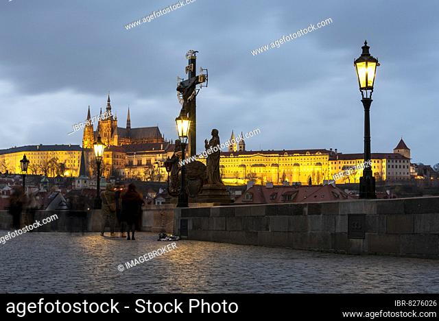 Kreuzigungsgruppe, Prager Burg, Karlsbrücke, Prag, Tschechien