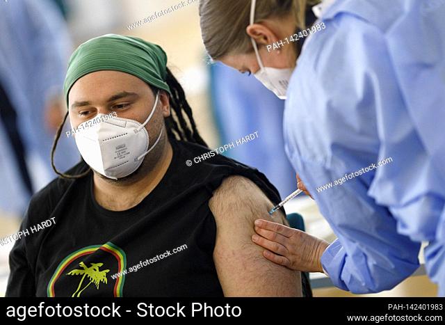 In the Ehrenfeld Ditib Mosque, people from Cologne can get vaccinated against the coronavirus at the weekend. Doses of the vaccine are available from...