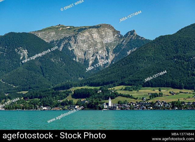 Wolfgangsee with St. Wolfgang and Schafberg, Salzburger Land, Austria