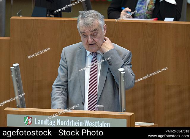Herbert REUL, CDU, Minister of the Interior, Minister of the Interior of the State of North Rhine-Westphalia, during his speech, debate on the topic
