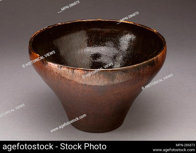 Author: Auguste Delaherche. Bowl - 1921/25 - Auguste Delaherche French, 1857-1940 France. Glazed stoneware. 1921'1925