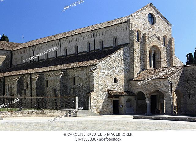 Cathedral of Aquileia with Campanile, Basilica of the Virgin Mary, St. Hermagoras and St. Fortunatus, Piazza Capitolo, Aquileia near Grado