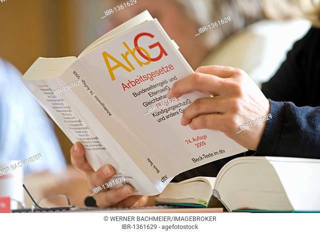 Book, German for Employment law, shop steward training seminar