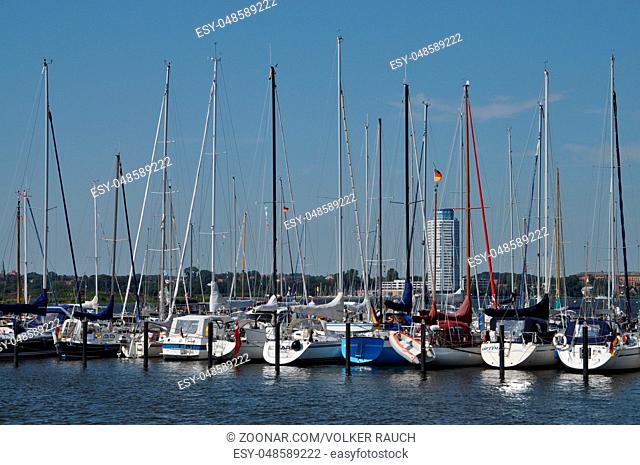 Schleswig, bootshafen, hafen, yachthafen, schlei,  schleswig-holstein, architektur, norddeutschland, boote, boot
