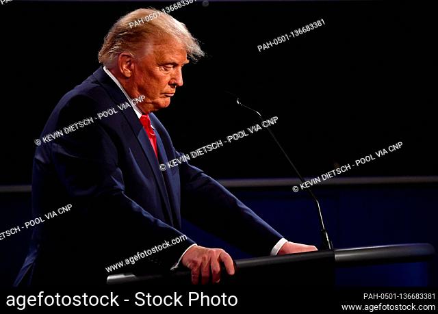 Republican presidential candidate President Donald Trump participates in the final presidential debate with Democratic presidential candidate former Vice...