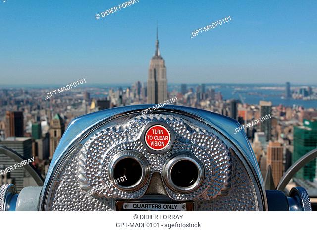 BINOCULARS AT THE TOP OF THE ROCK, OBSERVATION DECK IN THE GE BUILDING, ROCKEFELLER CENTER, MIDTOWN MANHATTAN, NEW YORK CITY, NEW YORK STATE, UNITED STATES