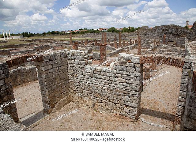 Conimbriga is one of the largest Roman settlements in Portugal, and the best preserved of them. The city walls are largely intact
