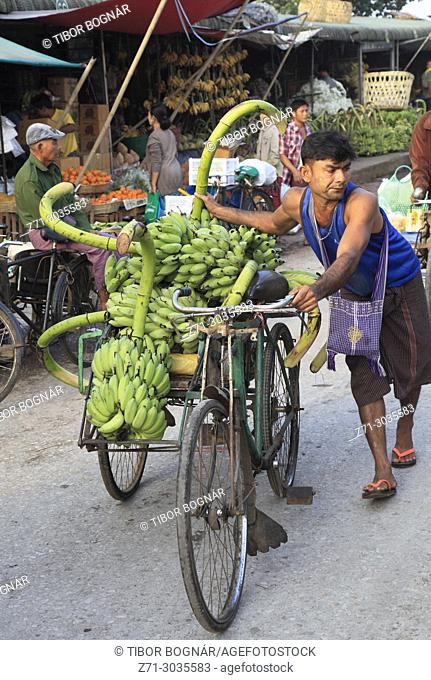 Myanmar, Mon State, Mawlamyine, market, food, people,