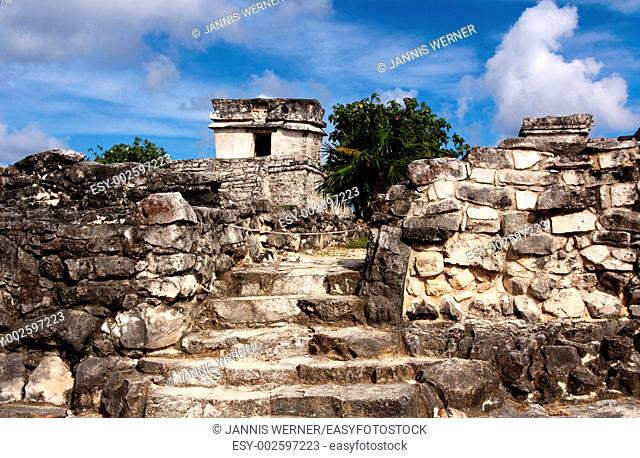 Path leading towards Mayan buildings at Tulum, Quintana Roo, Mexico